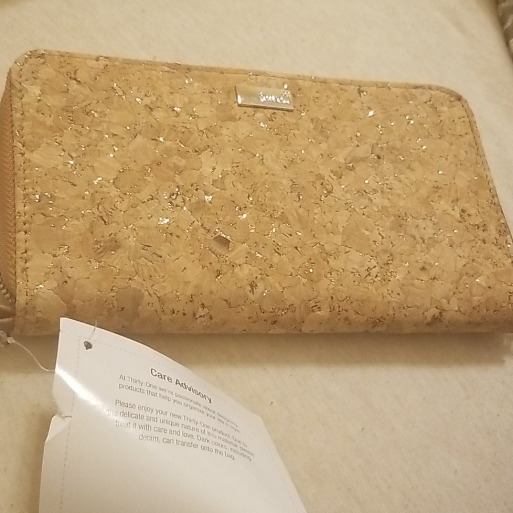 Jewell by Thirtyone Wallet